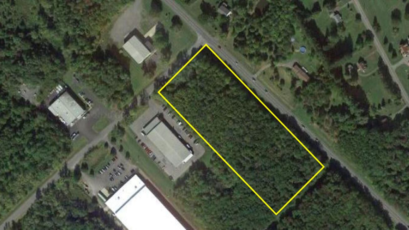 111 Dry Road, Oriskany, NY 13424