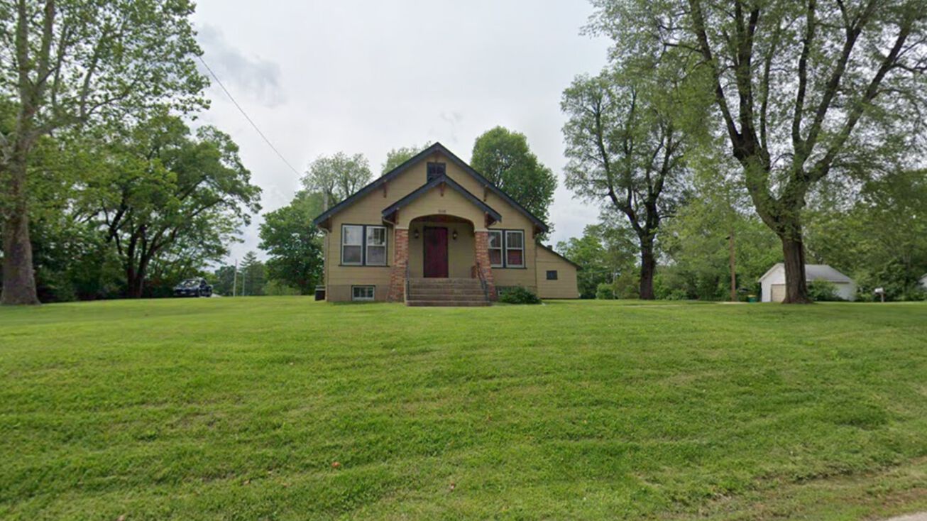 806 Meramec Station Road, Valley Park, MO 63088 Office Property for