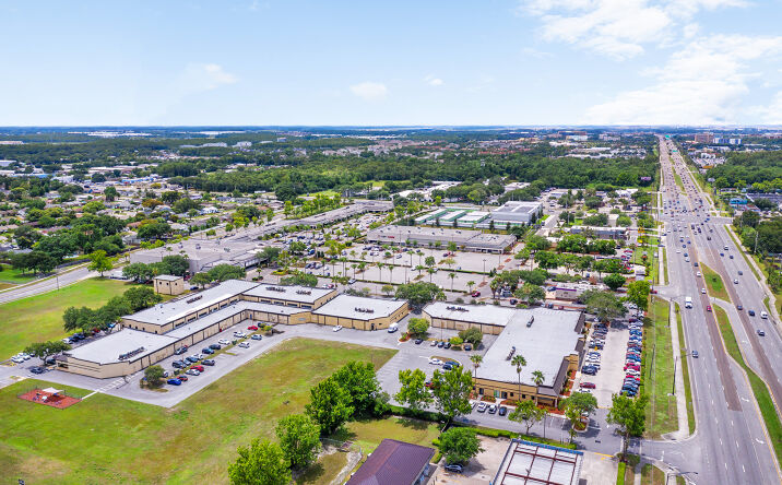 Pictures of Industrial, Mixed Use, Office, Retail property located at 5449 S Semoran Blvd, Orlando, FL 32822 for comps - image #1