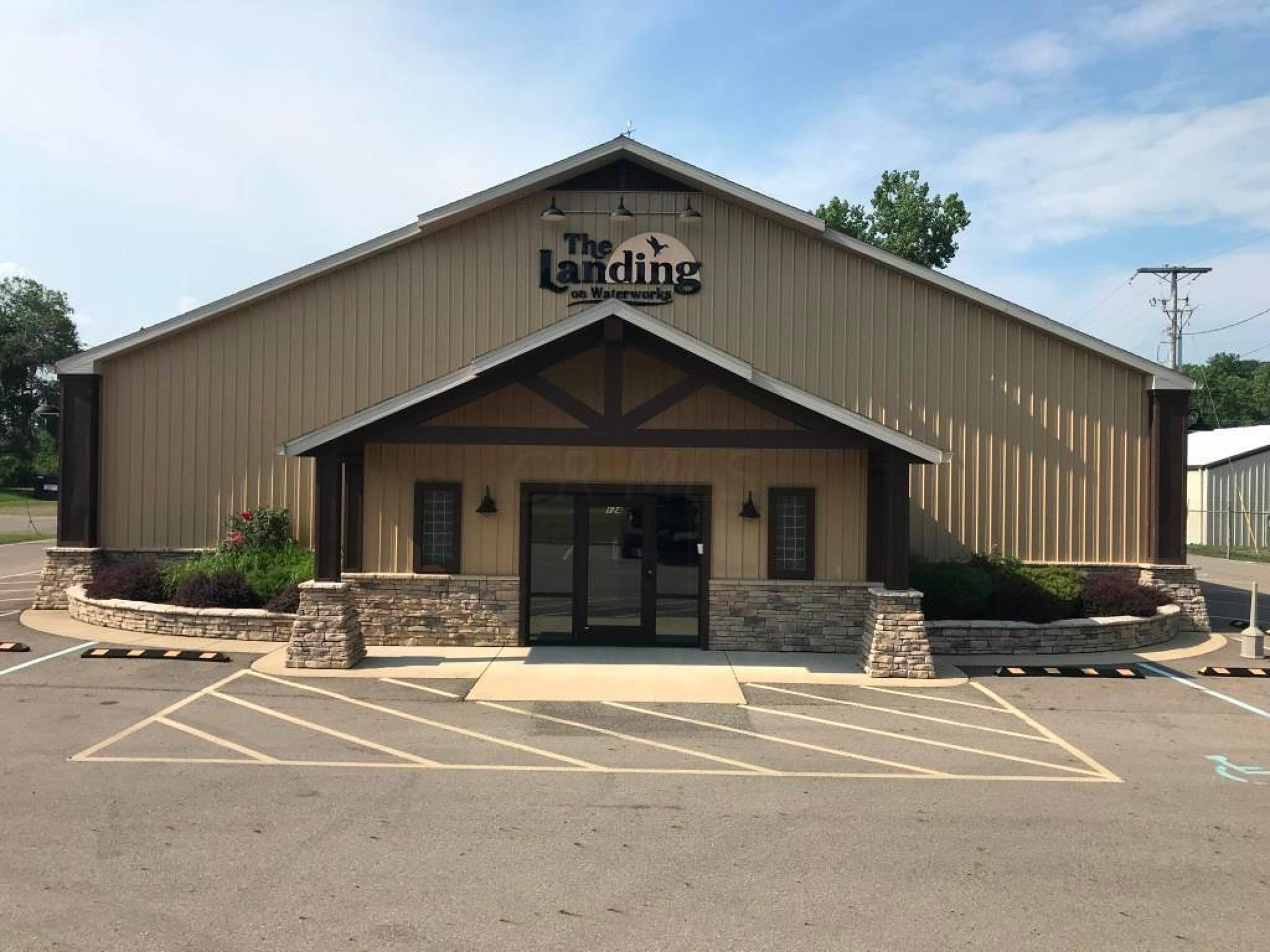 124 Waterworks Rd, Newark, OH 43055
