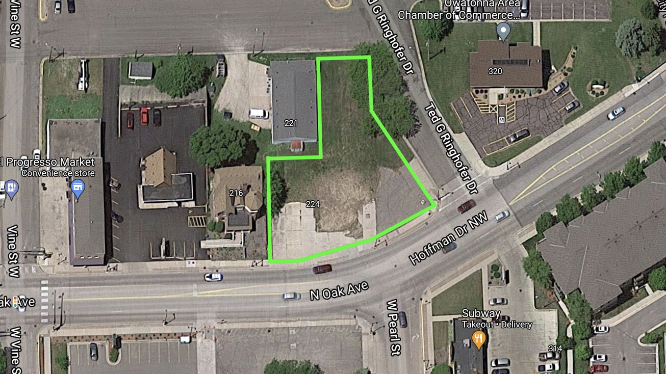 224 N Oak Ave, Owatonna, MN 55060