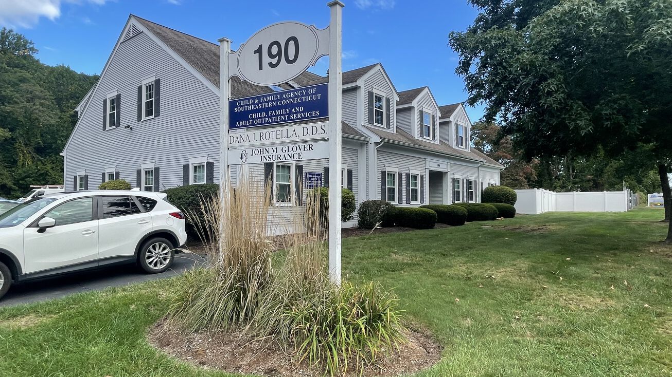 190 Westbrook Rd, Essex, CT 06426