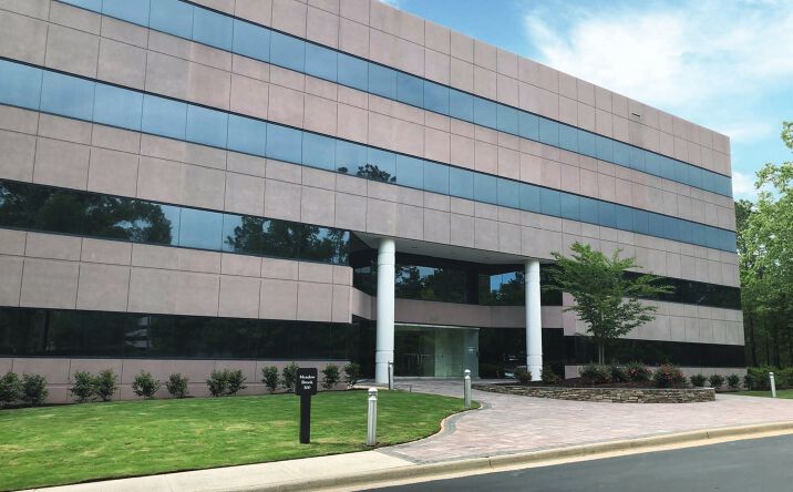 Pictures of Office property located at 300 Corporate Parkway, Hoover, AL 35242 for comps - image #1