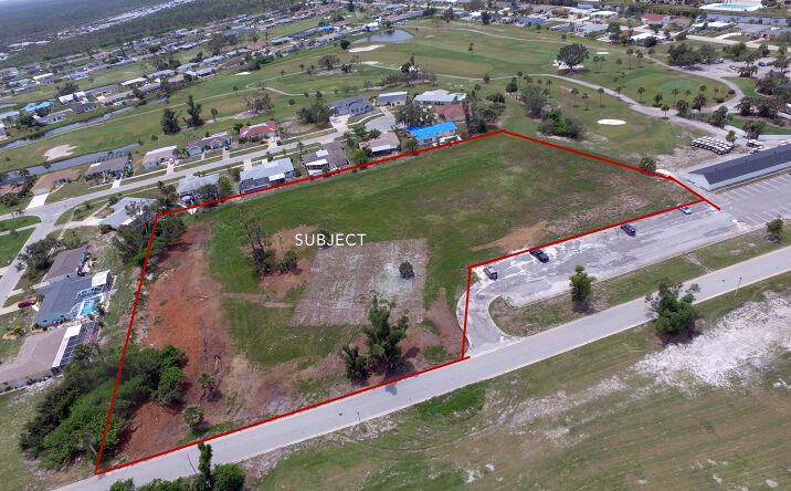 Pictures of Land property located at 3 Golfview Rd, Rotonda West, FL 33947 for sales - image #1
