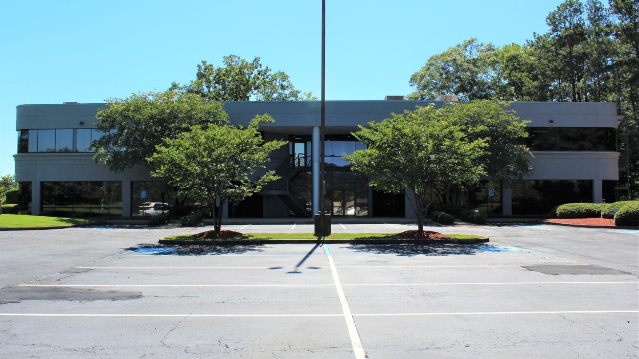 6425 Lakeover Rd, Jackson, MS 39213