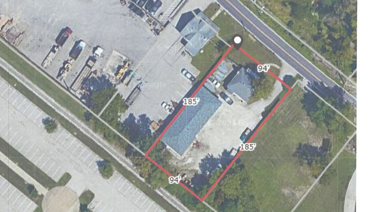 2927 Barrett Station Rd, St. Louis, MO 63122