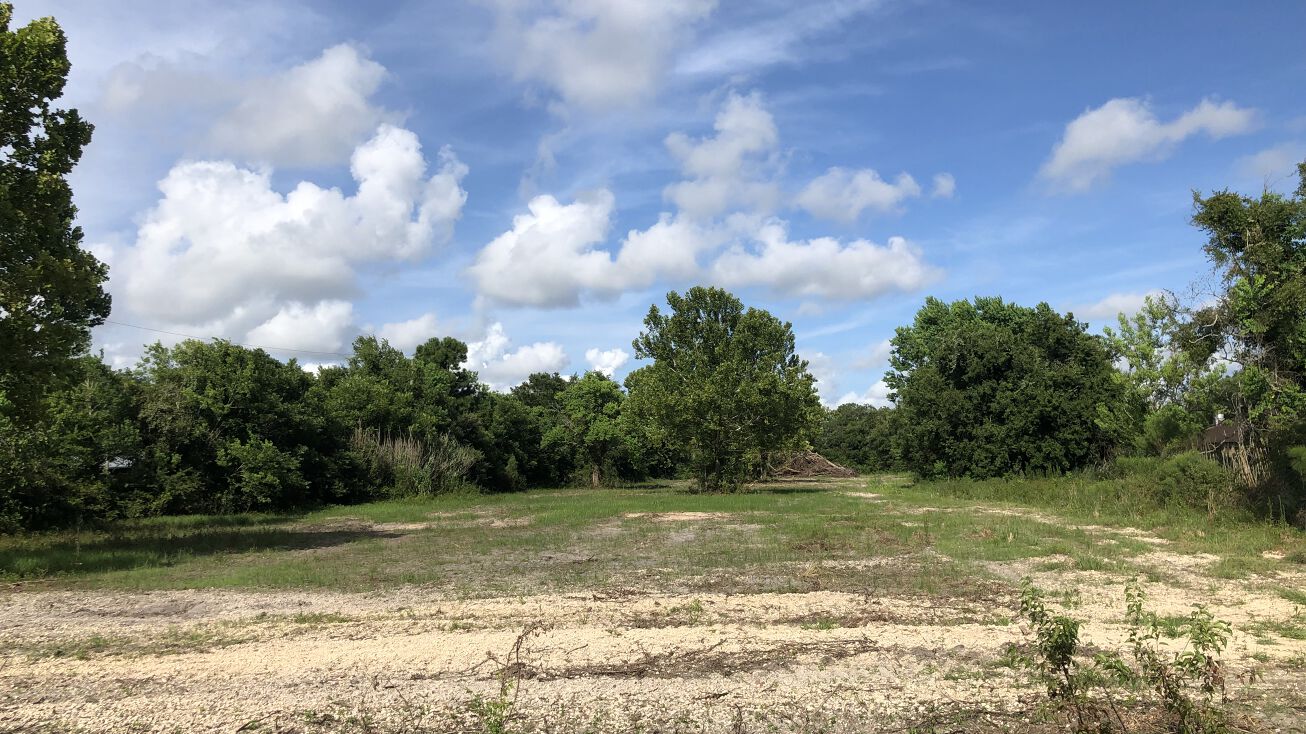 6207 FM646, Santa Fe, TX 77510