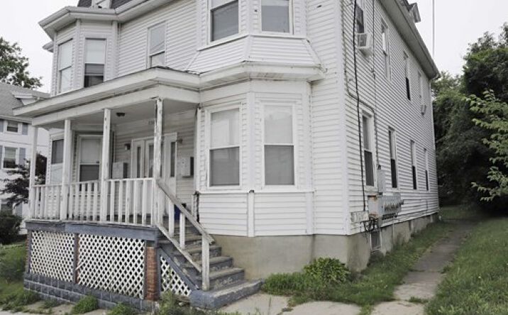 Pictures of Multifamily property located at 934 Middle St, Fall River, MA 02721 for comps - image #1