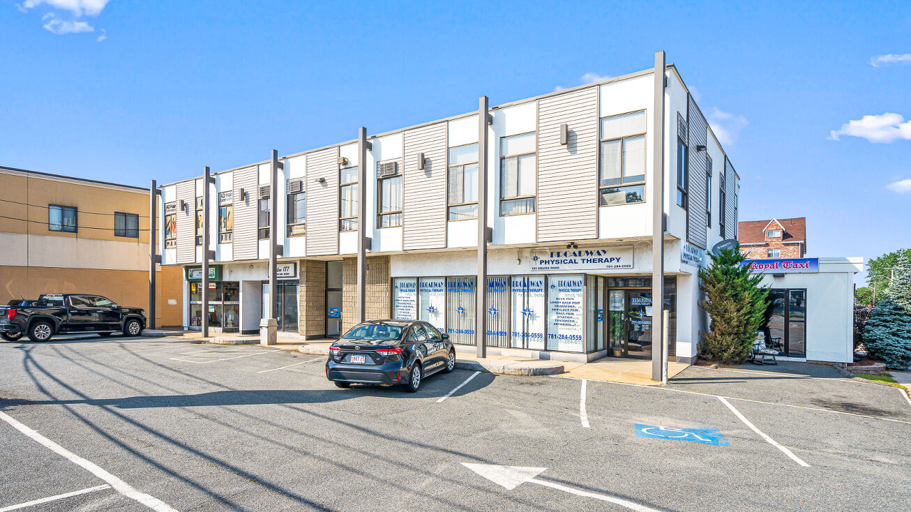185 Squire Rd, Revere, MA 02151