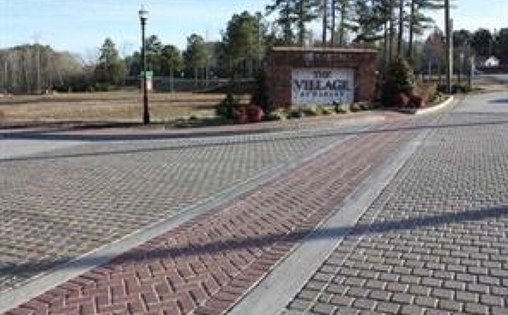 Pictures of Mixed Use, Retail, Office property located at 115 Village Walk, Dallas, GA 30132 for sales - image #1