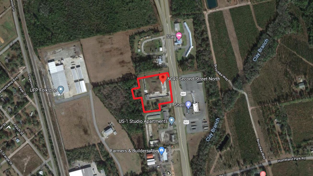 6047 2nd St N, Folkston, GA 31537