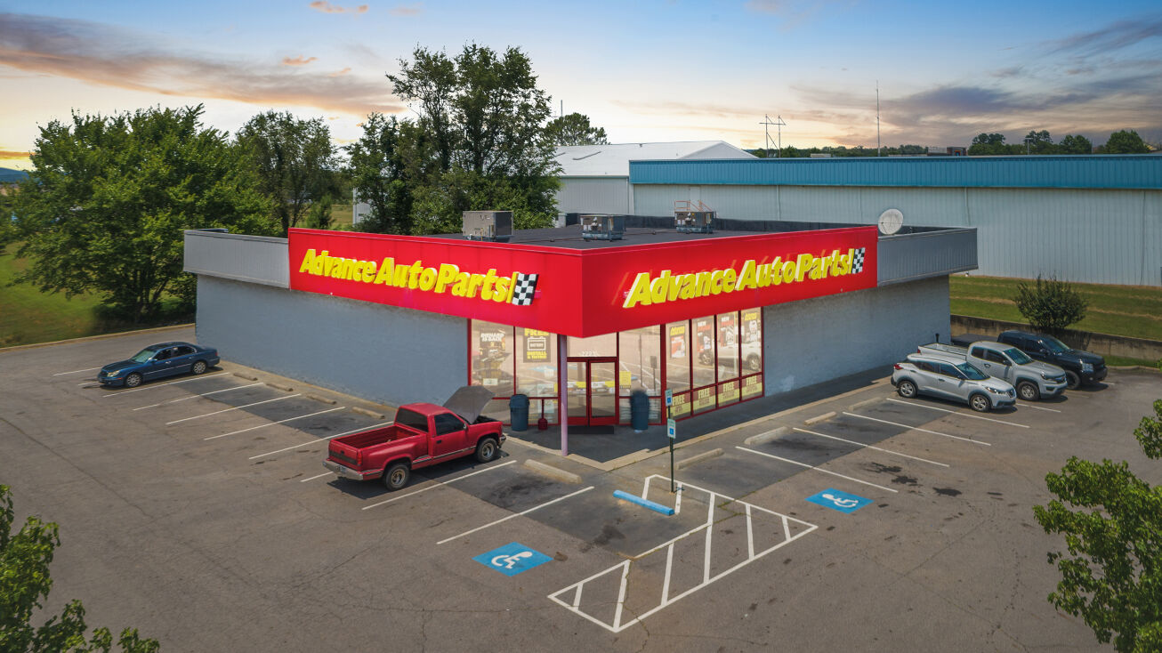 2223 Fayetteville Rd, Van Buren, AR 72956