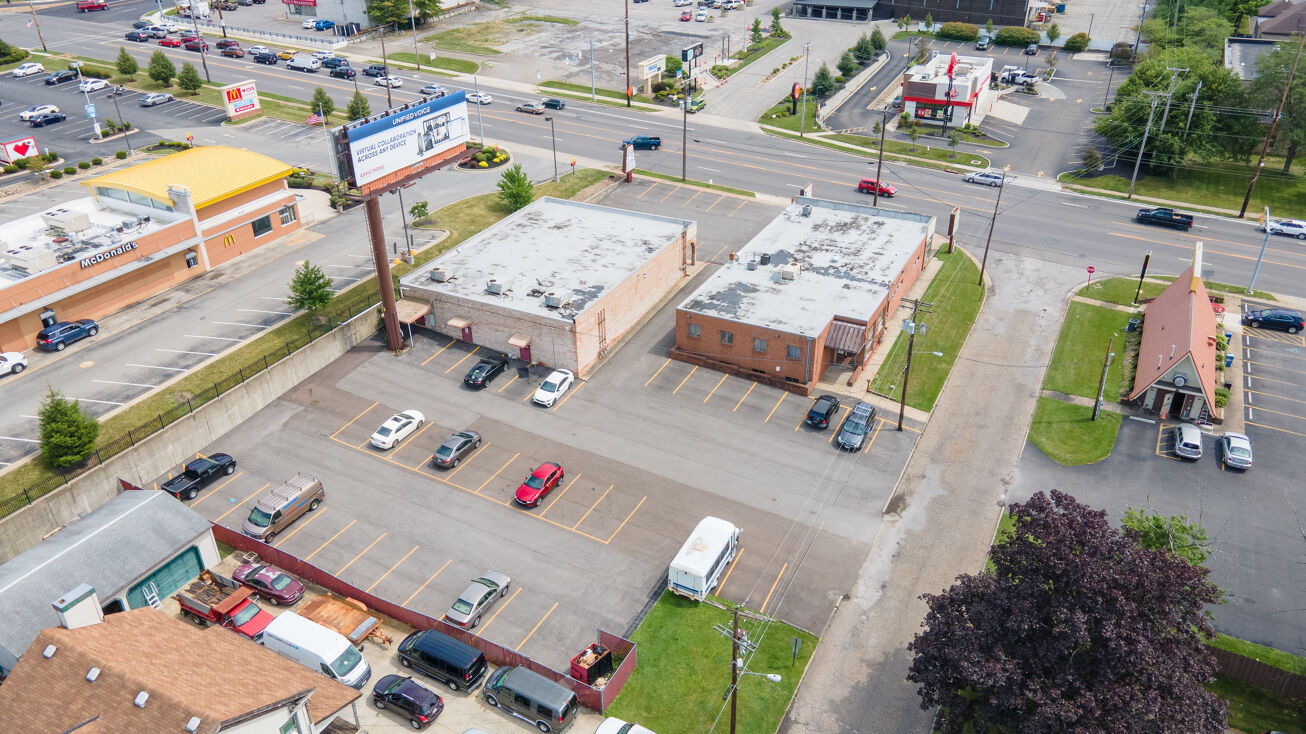 60 BoardmanCanfield Rd, Youngstown, OH 44512