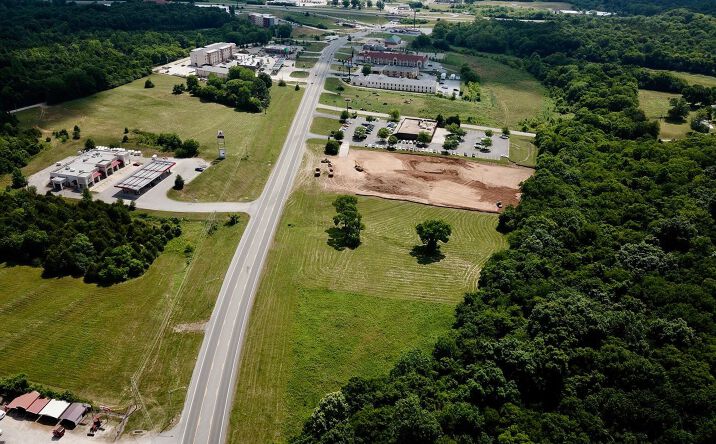 Pictures of Land property located at Bear Creek Pike, Columbia, TN 38401 for sales - image #1
