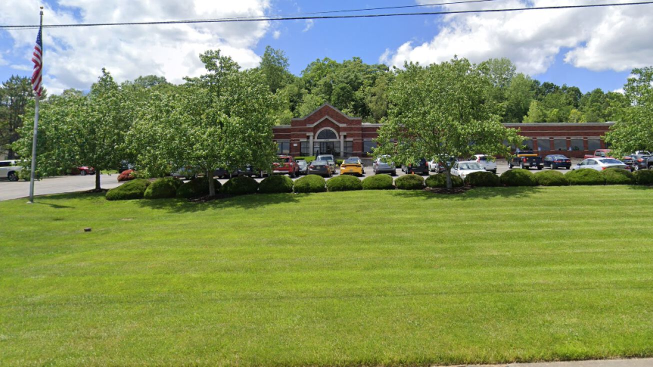 240 Larkin Williams Ind Ct, Fenton, MO 63026 Office Property for Sale