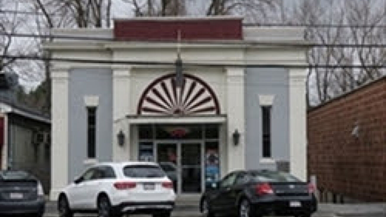 146 Main St, Pepperell, MA 01463