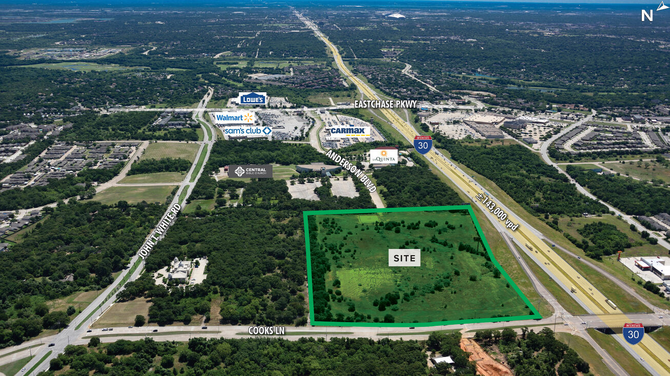 Cooks Ln, Fort Worth, TX 76120