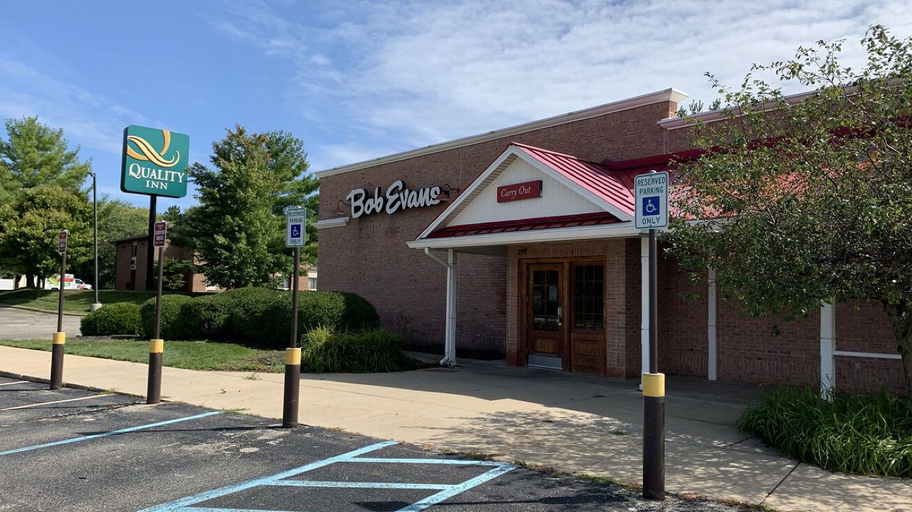 3040 Walker Ave NW, Grand Rapids, MI 49544