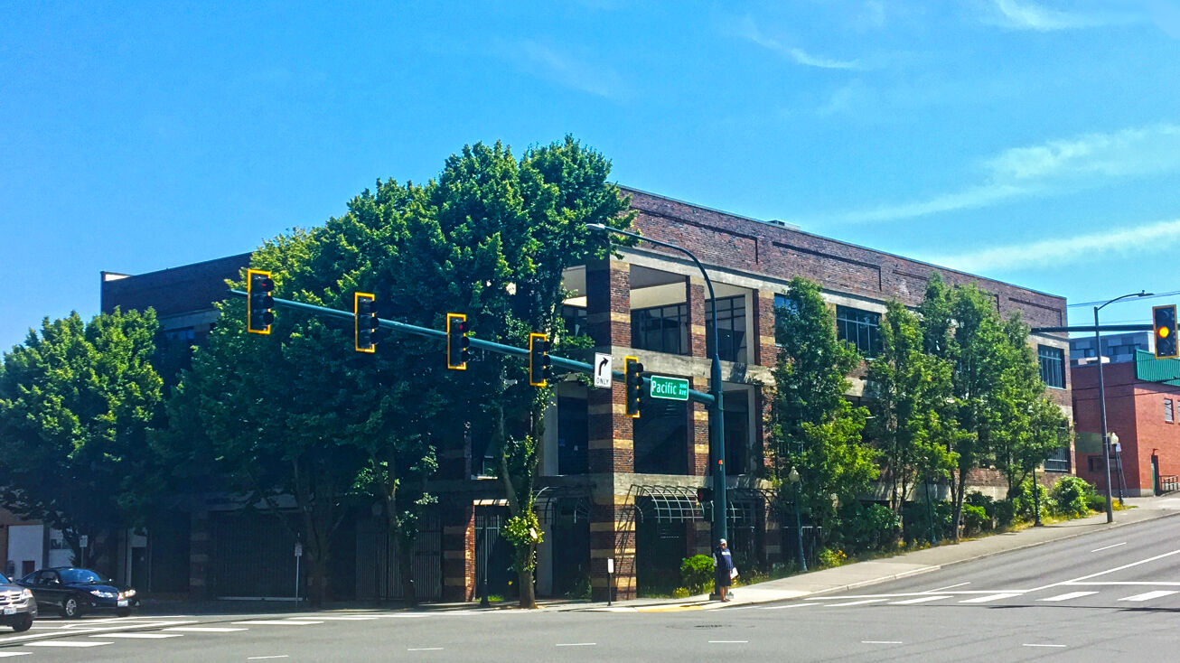 3025 Rucker Ave, Everett, WA 98201