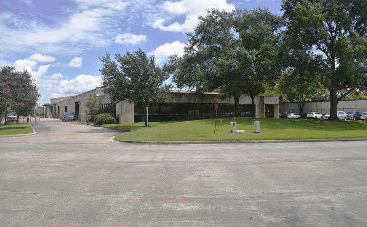 Pictures of Industrial property located at 9210 Emmott Rd, Houston, TX 77040 for comps - image #1