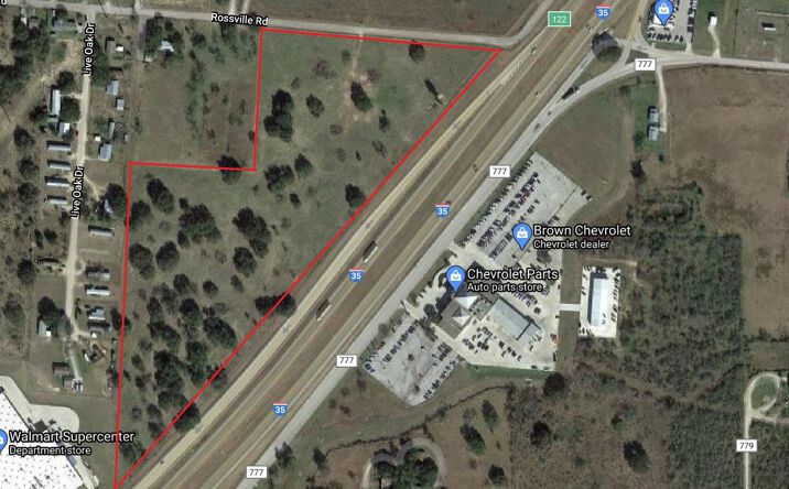 Pictures of Land property located at I-35, Devine, TX 78016 for sales - image #1