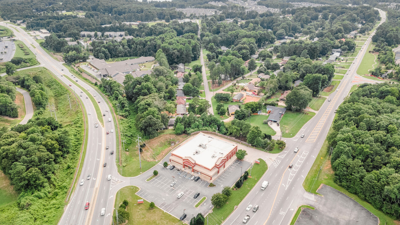 2925 Browns Bridge Rd, Gainesville, GA 30504