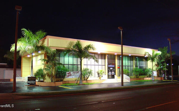 Pictures of Business for Sale property located at 234 E Merritt Island Causeway, Merritt Island, FL 32952 for sales - image #1