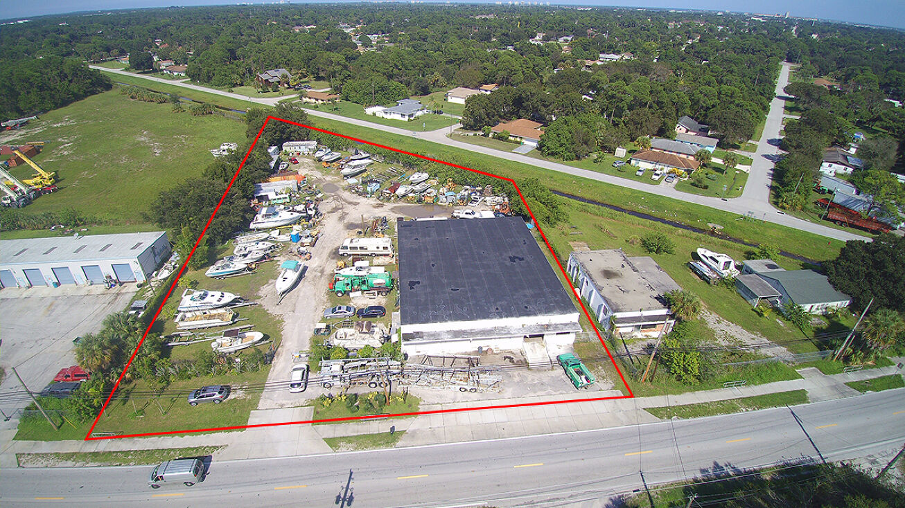 920 Angle Rd, Fort Pierce, FL 34947