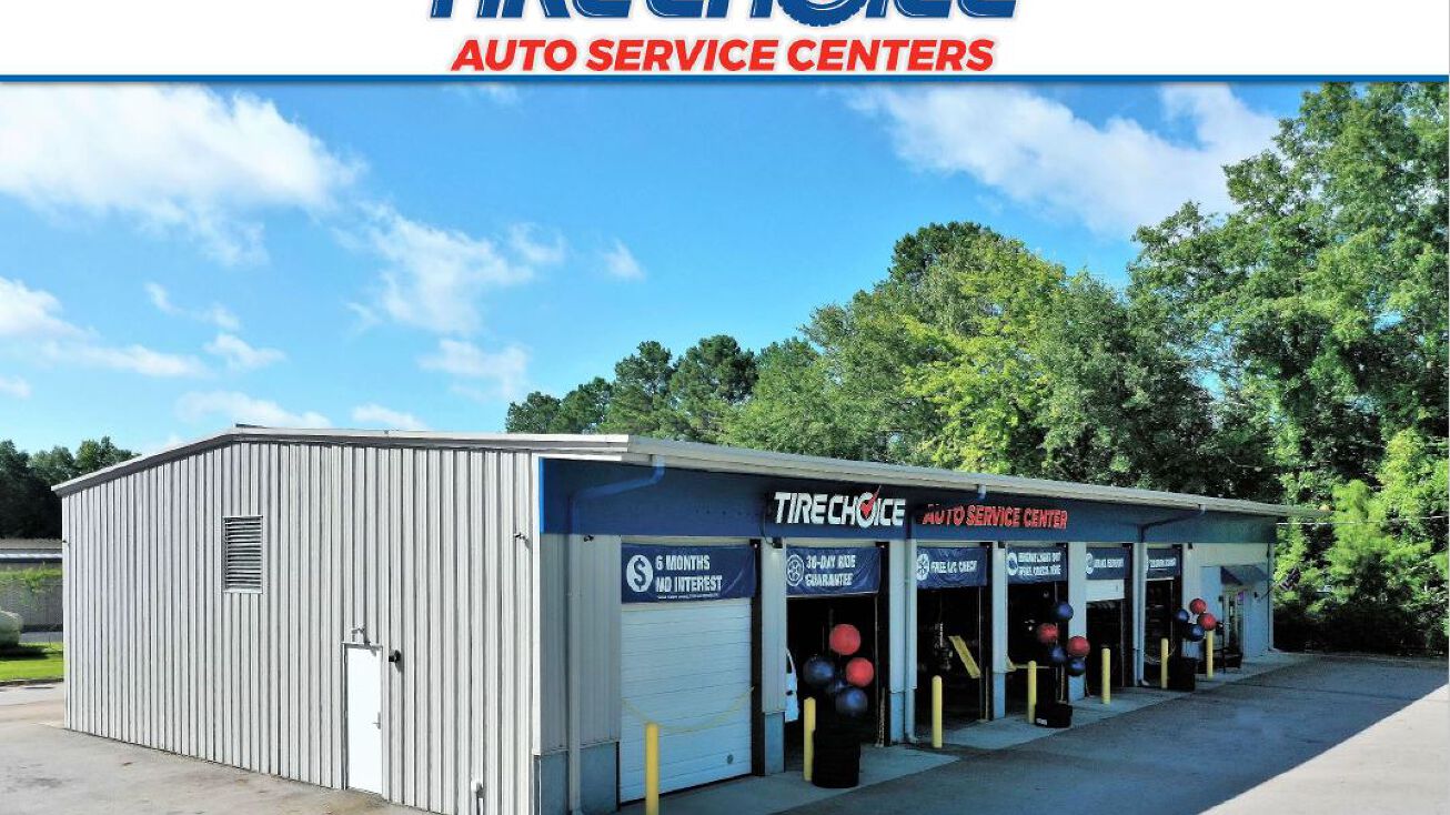 744 Greenlawn Dr, Columbia, SC 29209