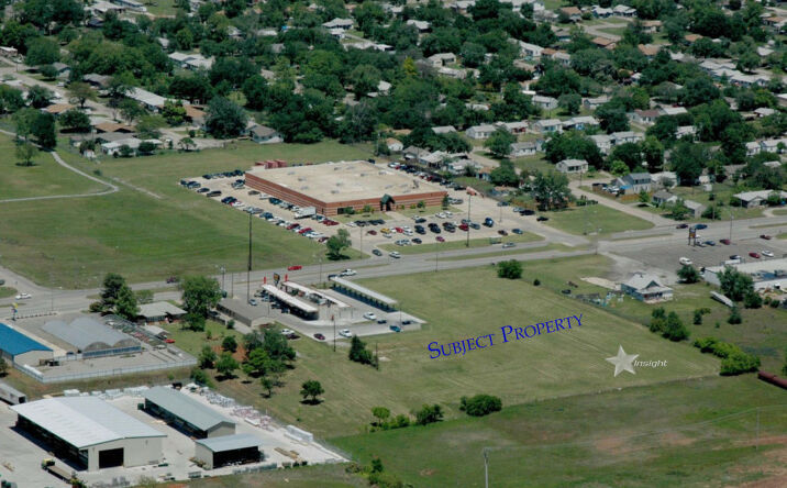 Pictures of Land property located at 2610 SW Lee Blvd, Lawton, OK 73505 for sales - image #1