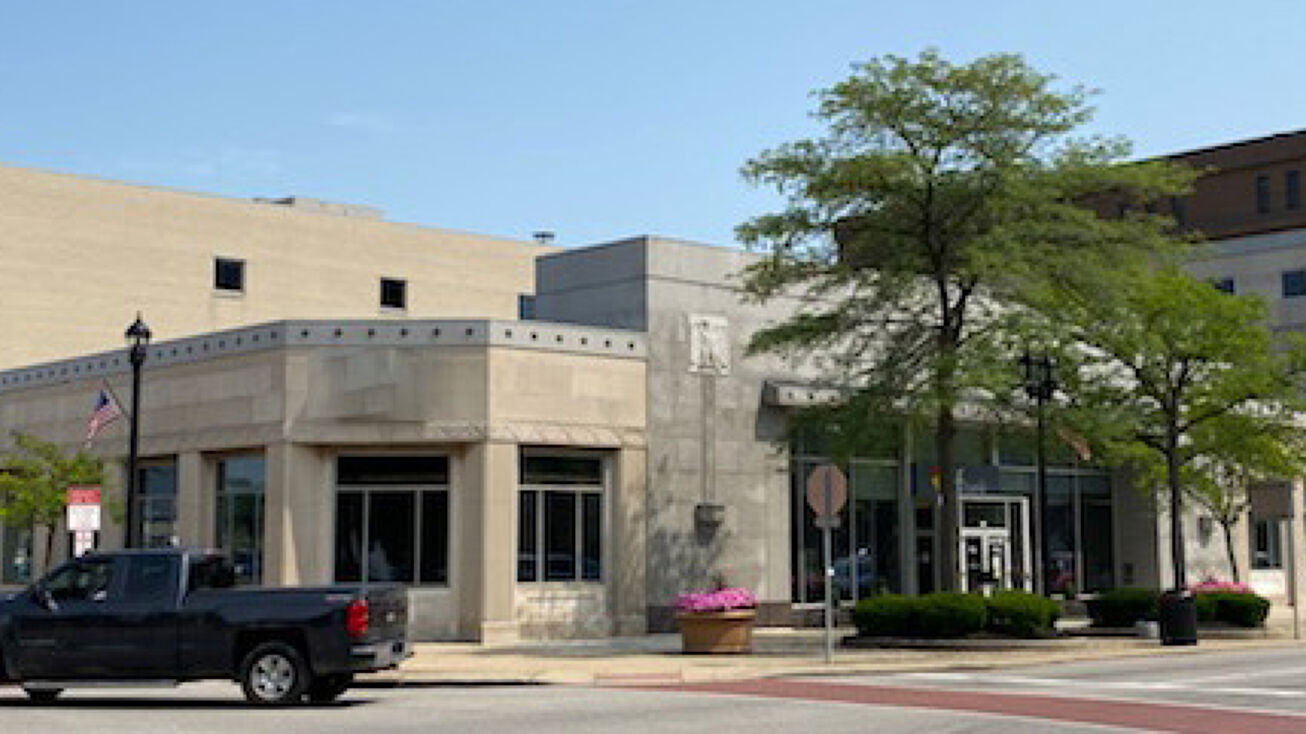 200 Middle Ave, Elyria, OH 44035