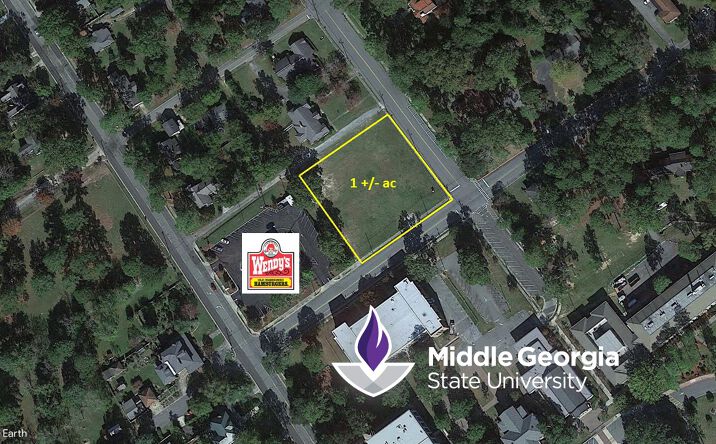 Pictures of Land property located at 194-198 S Third Street, Cochran, GA 31014 for sales - image #1