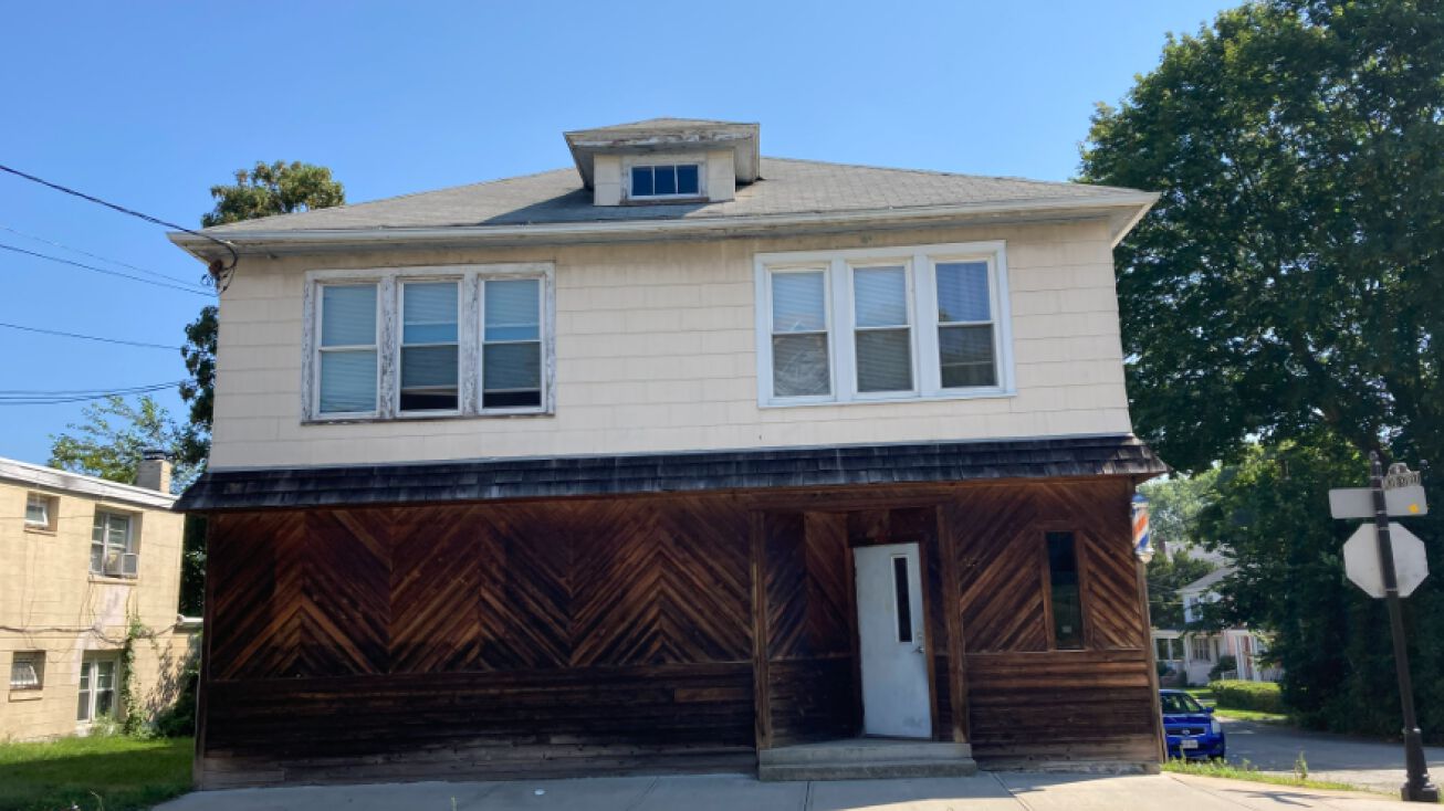 171 Jefferson Ave, New London, CT 06320