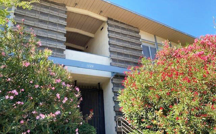 image of property at 1220 ALAMEDA DE LAS PULGAS APT 1 Belmont CA 94002-3527