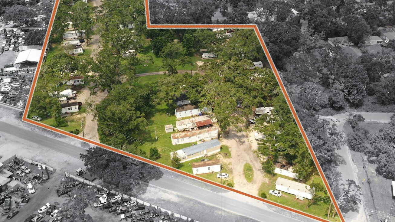 1801 Border St, Pensacola, FL 32505