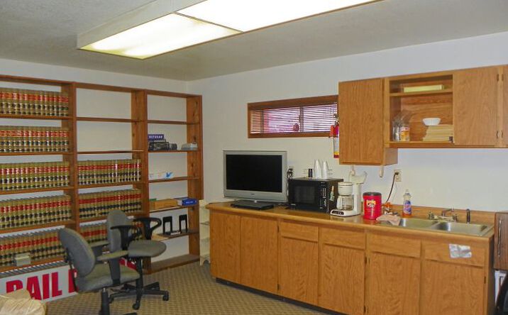 Pictures of Office property located at 924 5th St, Eureka, CA 95501 for comps - image #1