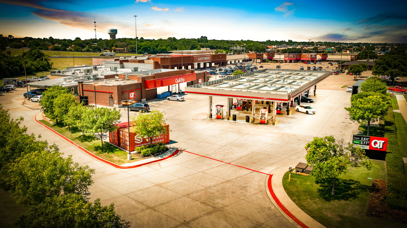 4930 Little Road, Arlington, TX 76017