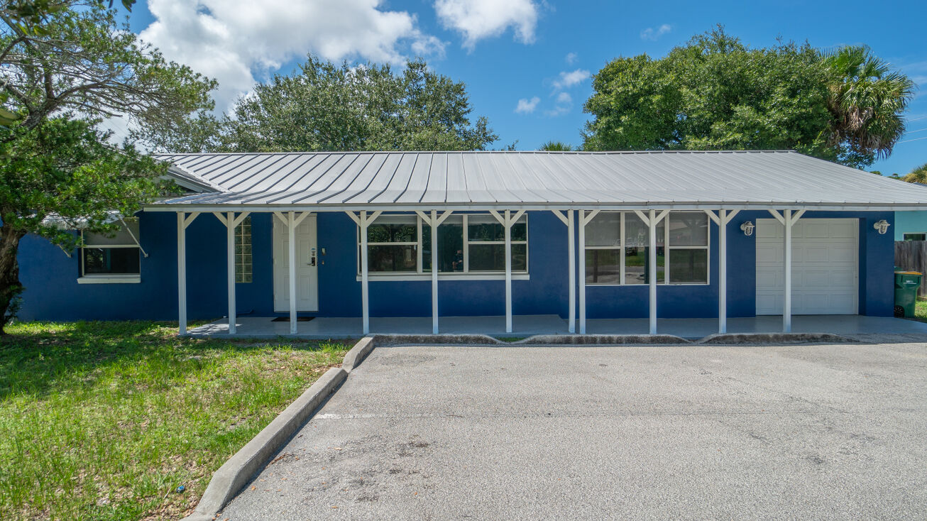 612 Ballard Dr, Melbourne, FL 32935