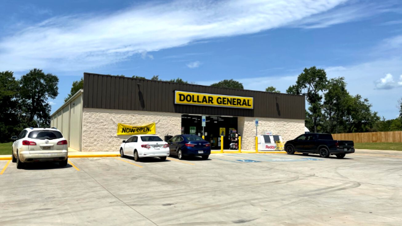 305 N Railroad Ave, Mt Enterprise, TX 75681