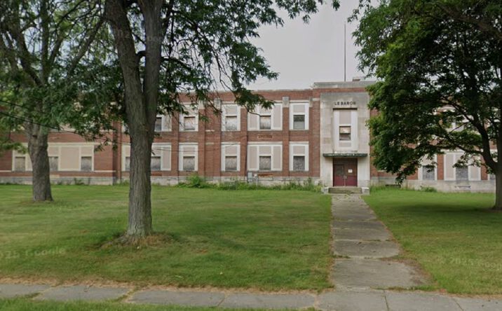 Pictures of Special Purpose, Senior Living, Office property located at 1033 Barkell St, Pontiac, MI 48340 for sales - image #1
