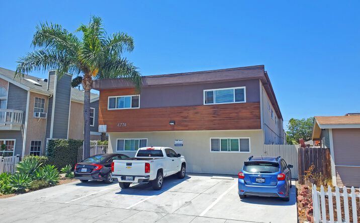image of property at 4774 MANSFIELD ST San Diego CA 92116-7409