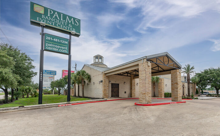 Pictures of Retail, Special Purpose property located at 15301 Gulf Fwy, Houston, TX 77034 for sales - image #1