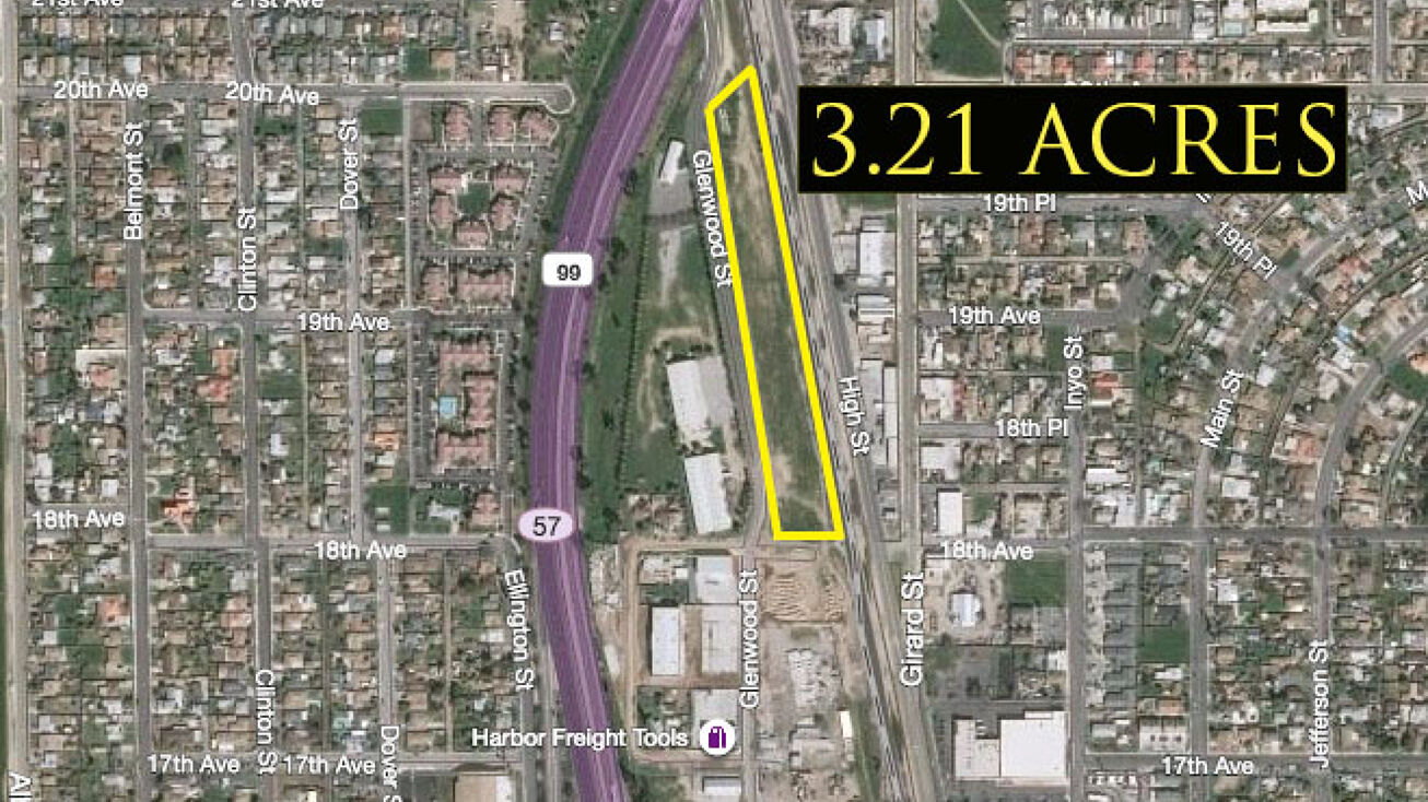 1936 Glenwood St, Delano, CA 93215