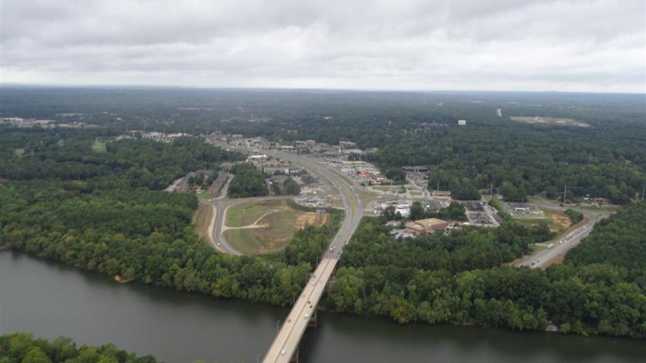 1050 McFarland Blvd NE, Tuscaloosa, AL 35406