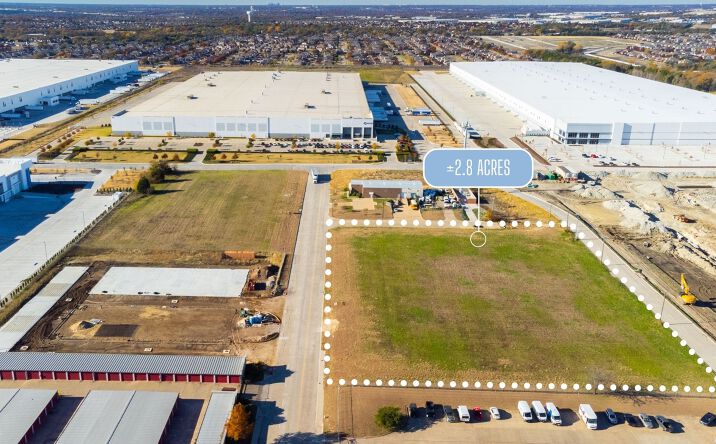 Pictures of Land property located at 1023 Cedar Valley Dr, Lancaster, TX 75134 for sales - image #1