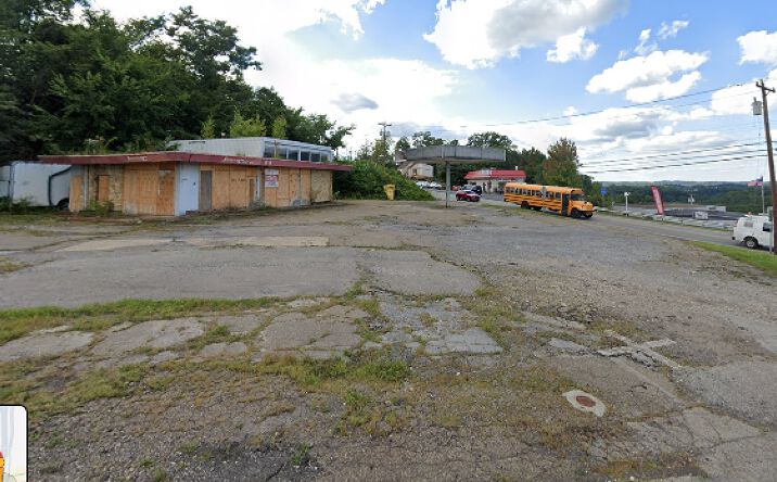 Pictures of Land, Mixed Use, Retail property located at 8000 University Blvd, Carnot-Moon, PA 15108 for sales - image #1