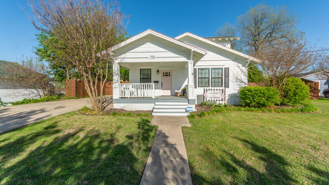 703 S Tennessee St, McKinney, TX 75069 Hospitality Property for Sale