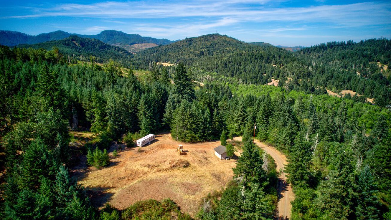 2180 Rice Valley Rd, Oakland, OR 97462