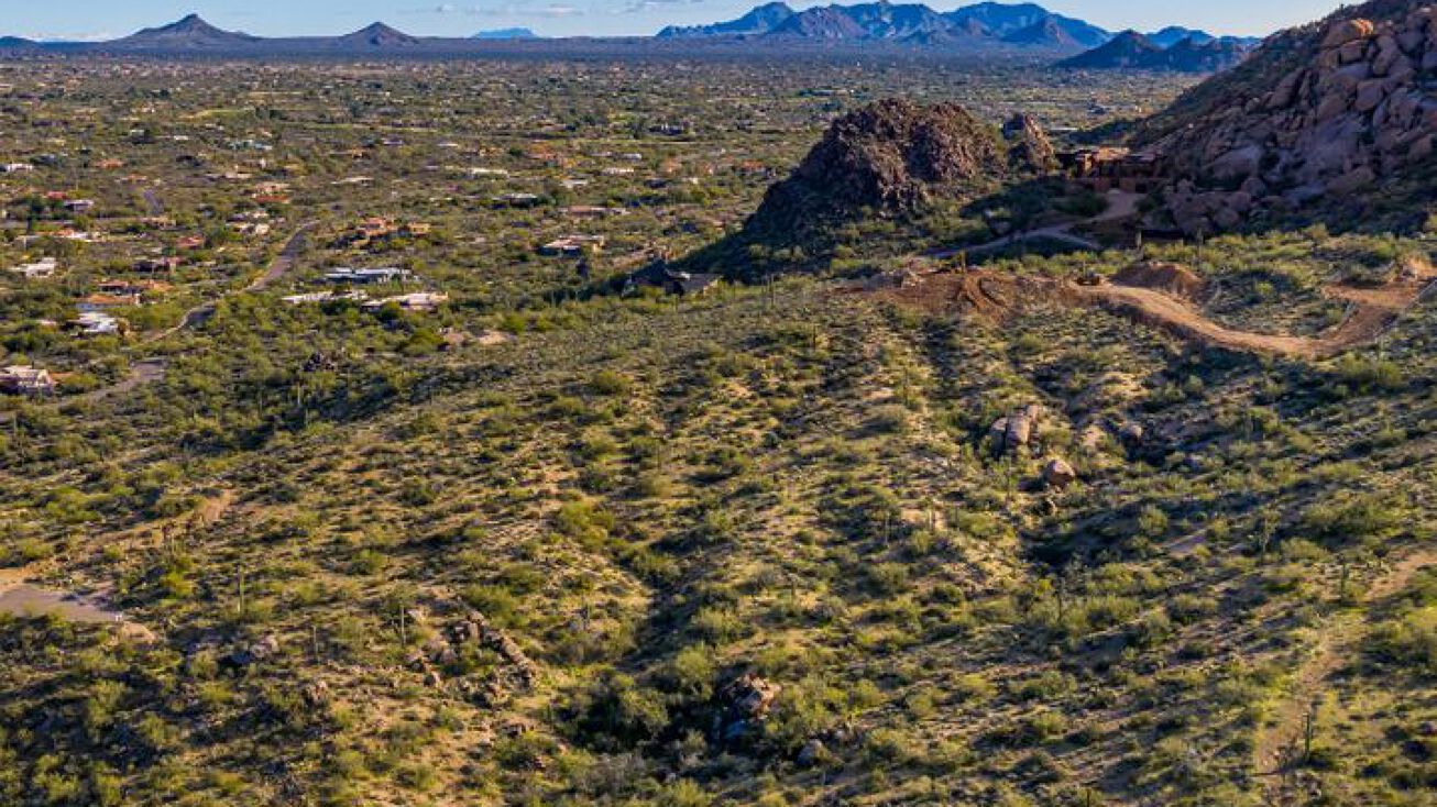 37008 N Nighthawk Way 7, Carefree, AZ 85377