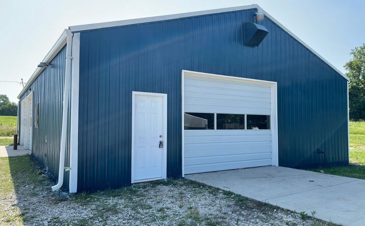 Pictures of Special Purpose property located at 927 US-60, Billings, MO 65610 for comps - image #1
